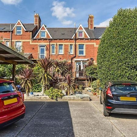 Traditional 3-Bed Property In Pontcanna With Parking Cardiff Exterior foto