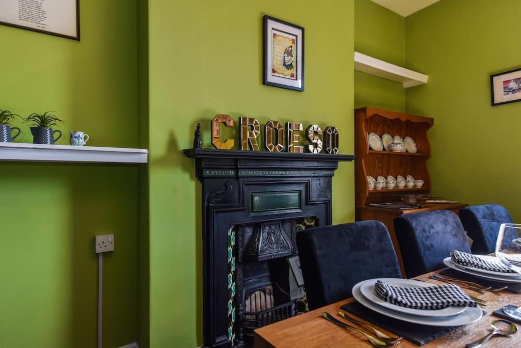 Traditional 3-Bed Property In Pontcanna With Parking Cardiff Exterior foto