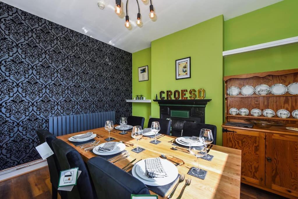 Traditional 3-Bed Property In Pontcanna With Parking Cardiff Exterior foto