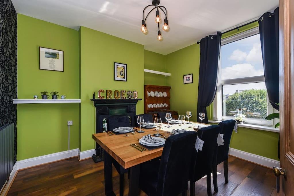 Traditional 3-Bed Property In Pontcanna With Parking Cardiff Exterior foto